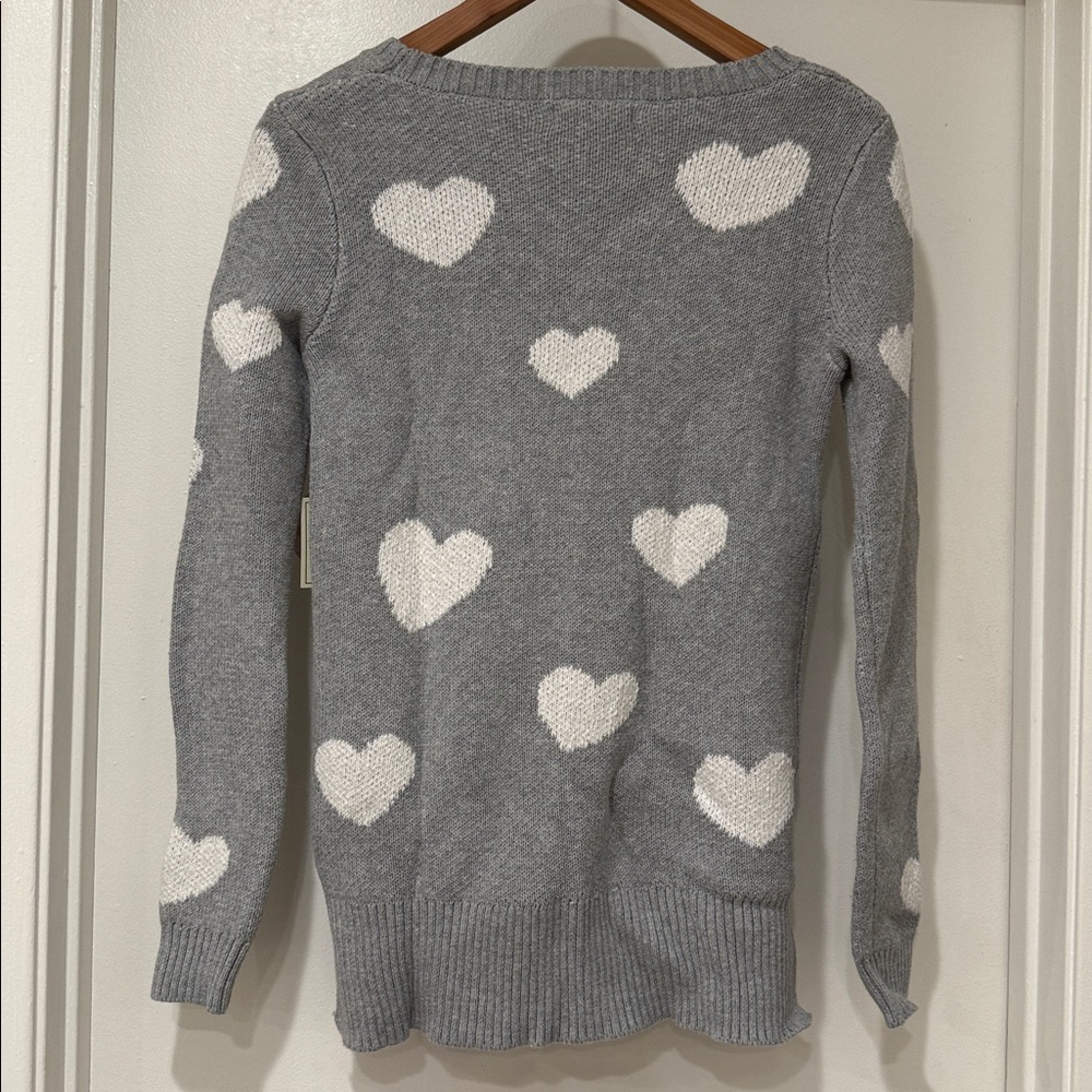 Christian Siriano Gray Sweater with White Heart Design Sz XS - Picture 7 of 8